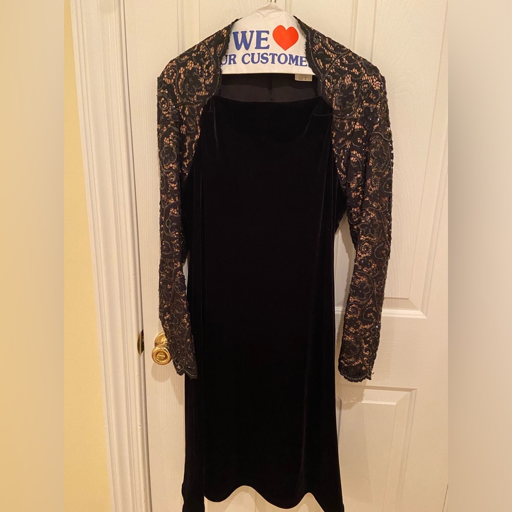 Black velvet dress, long sleeves